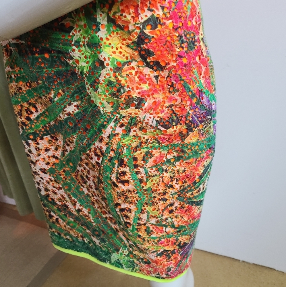 NWT Elie Tahari STUNNING Claudia Tropical Eyelet Leopard Print Sheath Dress - Picture 4 of 16